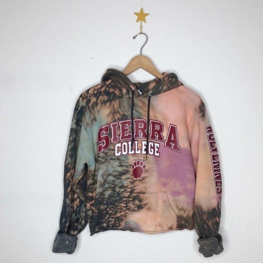 SOLD | Sierra College 🍧Melted Popsicle Sweatshirt